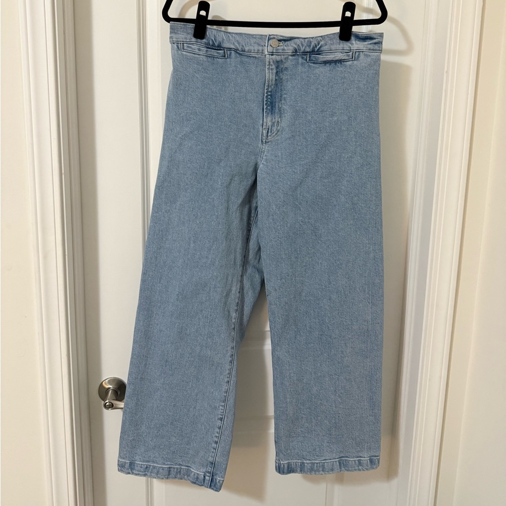 Madewell Light Blue Straight Leg Jeans - Picture 3 of 7
